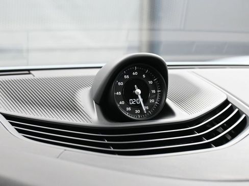 Certified 2025 Porsche Taycan Turbo image 21