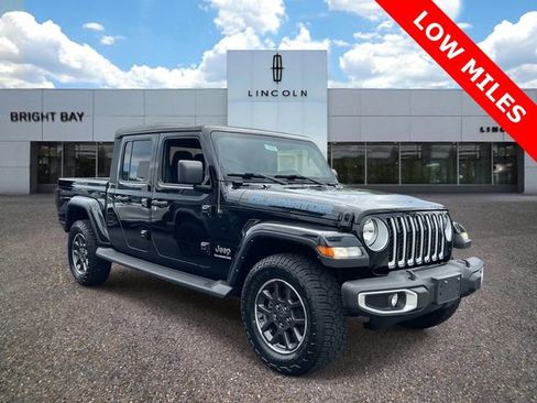 Used 2021 Jeep Gladiator Overland w/ Cold Weather Group AWD/4WD image 1