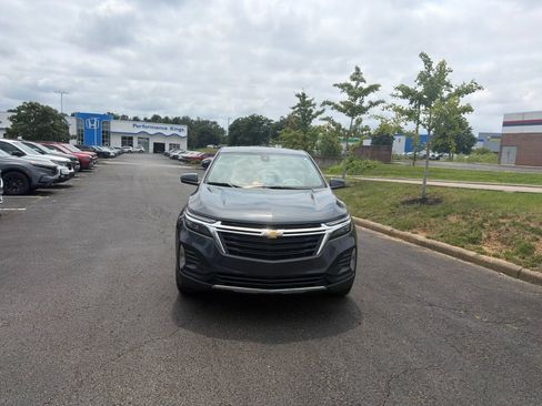 Used 2023 Chevrolet Equinox LT FWD image 3