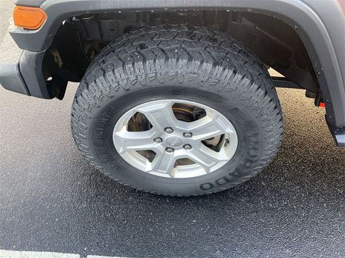 Used 2020 Jeep Wrangler Unlimited Sport S image 10