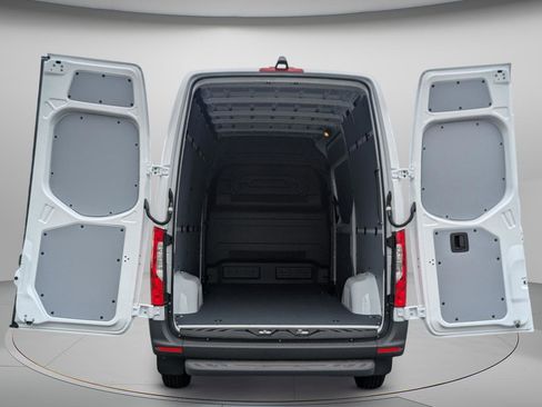 New 2026 Mercedes-Benz Sprinter 2500 image 6