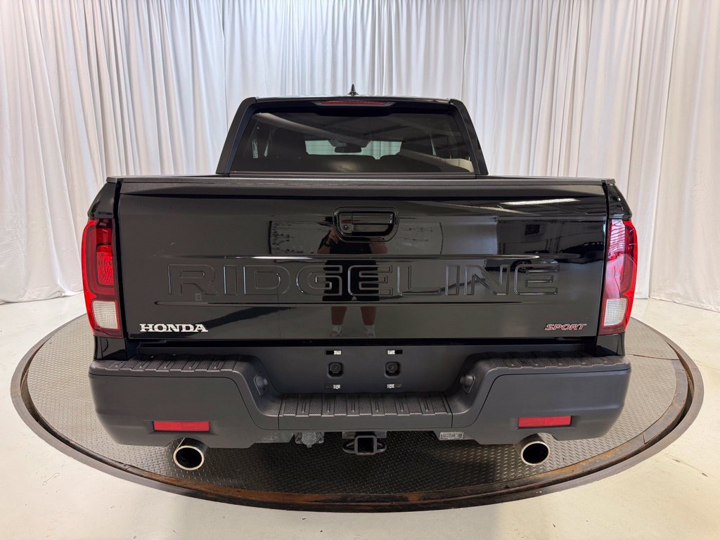 Used 2025 Honda Ridgeline Sport image 25