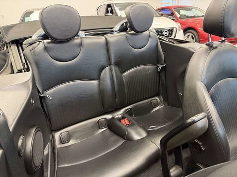 Used 2014 MINI Cooper S image 16