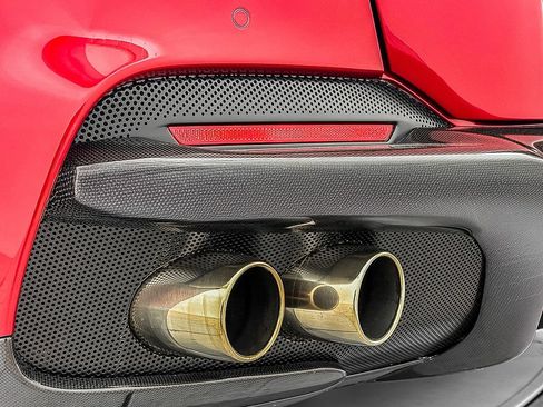 Used 2022 Ferrari Portofino M RWD image 28
