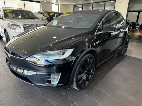 Used 2020 Tesla Model X AWD/4WD image 1