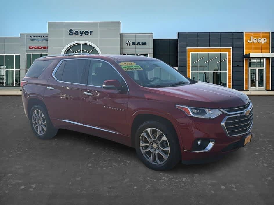 Used 2021 Chevrolet Traverse Premier AWD/4WD image 1