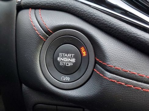Used 2024 Dodge Durango GT RWD image 18