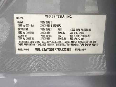 Used 2024 Tesla Model Y Performance AWD/4WD image 32