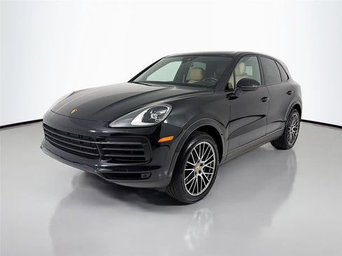 Used 2023 Porsche Cayenne Platinum Edition AWD/4WD image 1