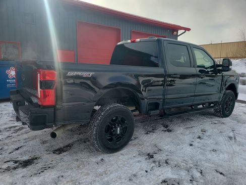 Used 2024 Ford F350 XLT w/ XLT Premium Package image 6