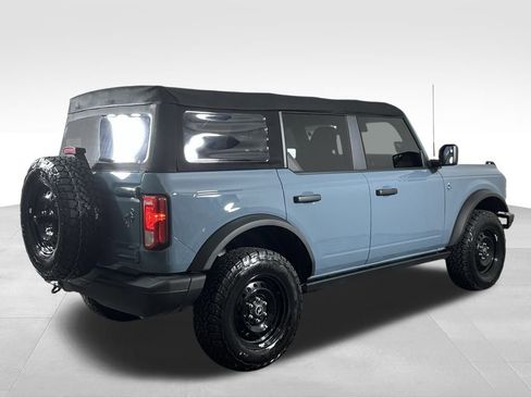 Used 2022 Ford Bronco Black Diamond image 8