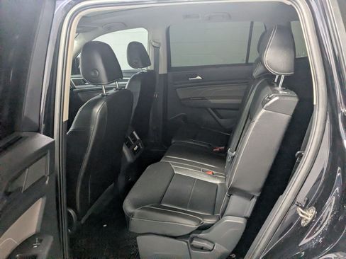 Used 2023 Volkswagen Atlas SEL R-Line AWD/4WD image 23
