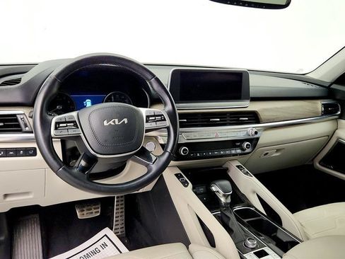 Used 2022 Kia Telluride SX w/ SX Prestige Package AWD/4WD image 13