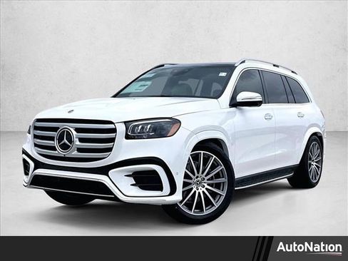 New 2026 Mercedes-Benz GLS 580 4MATIC image 1