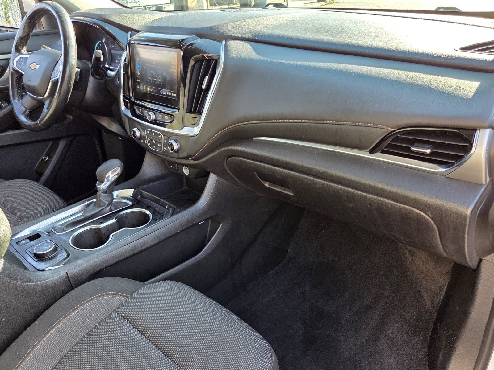 Certified 2021 Chevrolet Traverse LT FWD image 17