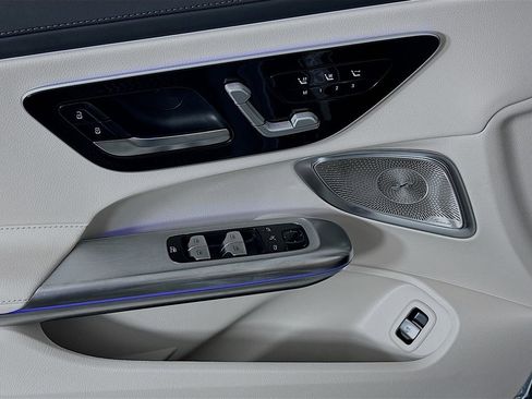 New 2026 Mercedes-Benz CLE 300 4MATIC Cabriolet image 18