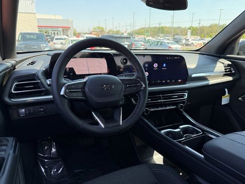 New 2026 Chevrolet Traverse LT w/ Midnight/Sport Edition image 18