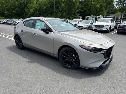 New 2026 MAZDA MAZDA3 Hatchback w/Premium Plus Pkg AWD/4WD image 7