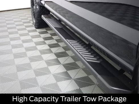 Used 2022 Ford F250 Lariat w/ Black Appearance Package image 20