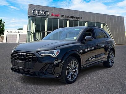 Used 2023 Audi Q3 2.0T Premium w/ Black Optic Sport Package
