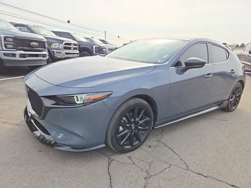 Used 2025 MAZDA MAZDA3 Hatchback w/ Appearance Package image 2