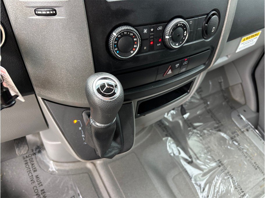Used 2014 Mercedes-Benz Sprinter 3500 image 26
