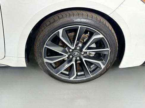 Used 2020 Toyota Corolla SE image 31
