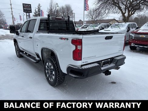 Used 2022 Chevrolet Silverado 2500 Custom w/ Custom Value Package image 7