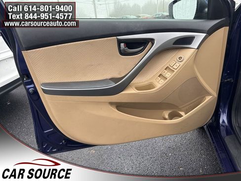 Used 2013 Hyundai Elantra GLS w/ Preferred Pkg image 11