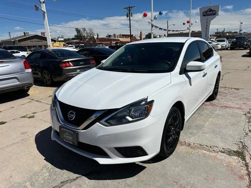 Used 2016 Nissan Sentra S FWD image 3