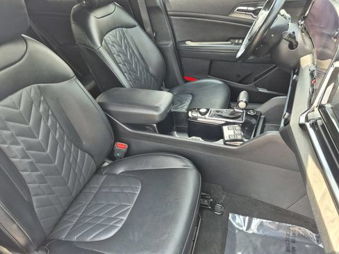 Certified 2023 Kia Sportage X-Pro AWD/4WD image 16