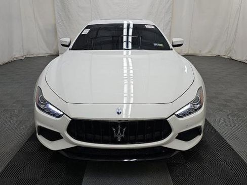 Used 2022 Maserati Ghibli Modena Q4 image 2