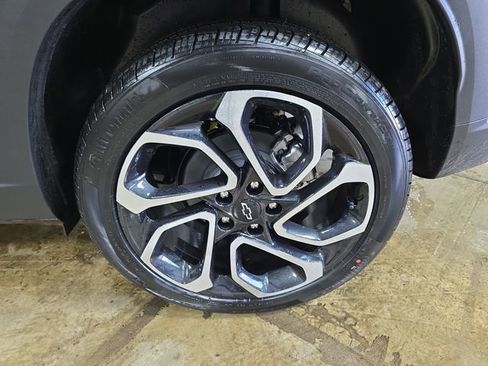 New 2026 Chevrolet Trax RS w/ Driver Confidence Package image 32