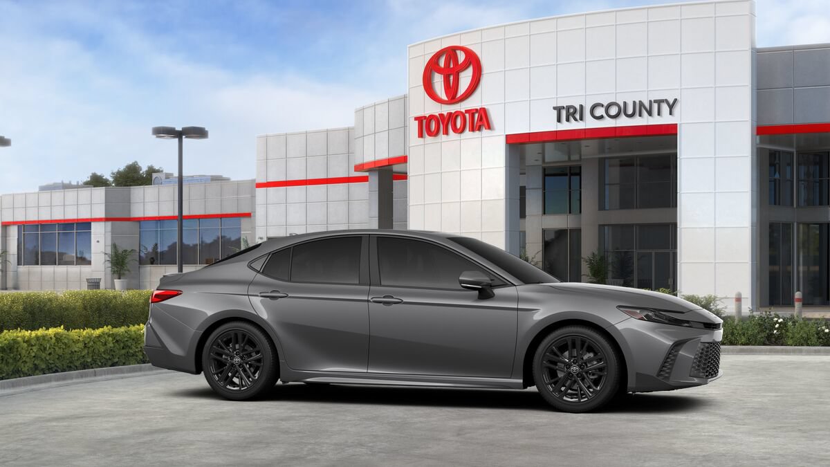 New 2026 Toyota Camry SE FWD image 13