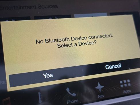 Used 2017 Lincoln MKC Select w/ Select Plus Package image 8