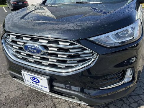 Used 2022 Ford Edge Titanium AWD/4WD image 11