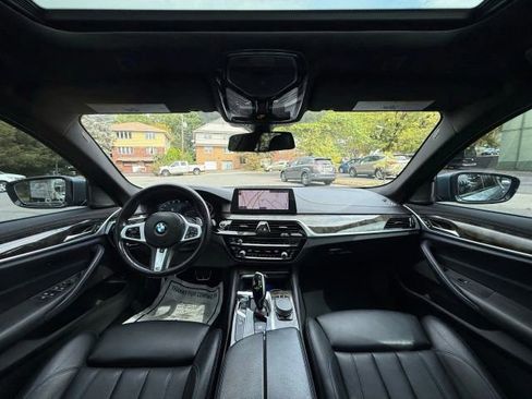 Used 2020 BMW 540i xDrive w/ M Sport Package image 26