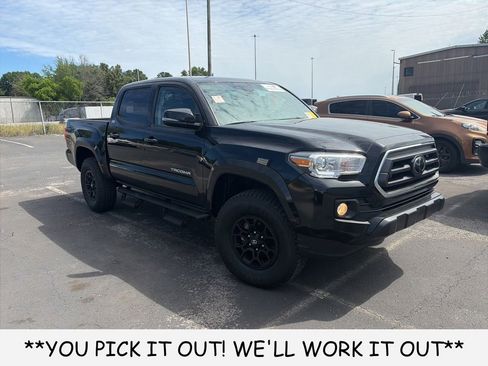 Used 2022 Toyota Tacoma SR5 RWD image 1