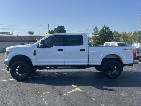Used 2018 Ford F250 XLT w/ XLT Value Package AWD/4WD image 8