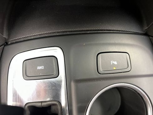 Used 2024 Chevrolet Equinox LT AWD/4WD image 53