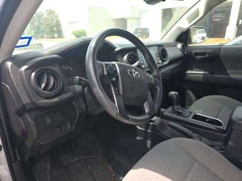 Used 2021 Toyota Tacoma SR RWD image 14