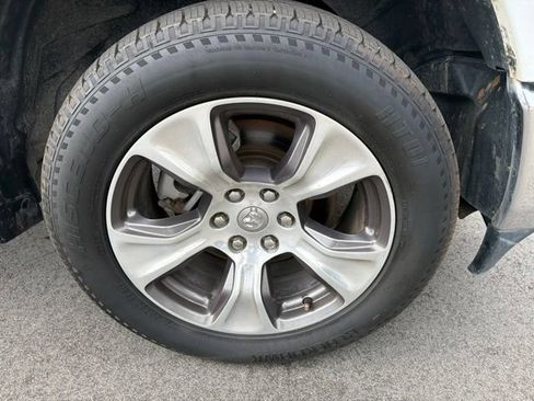 Used 2024 RAM 1500 Laramie RWD image 9