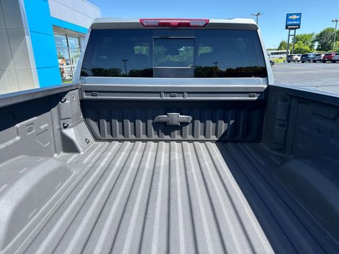 Used 2025 Chevrolet Silverado 2500 LT w/ Trail Boss Package AWD/4WD image 14