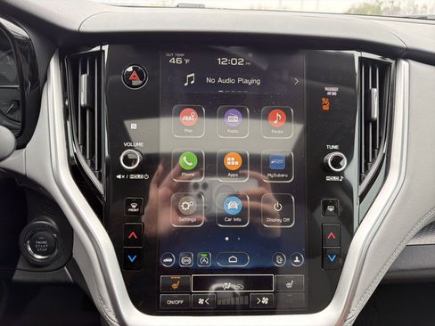 Used 2025 Subaru Outback Premium w/ Popular Package #1A image 23