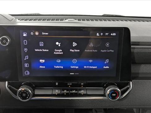 Used 2024 Chevrolet Colorado W/T image 23