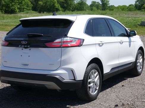Used 2023 Ford Edge SEL w/ Convenience Package AWD/4WD image 12