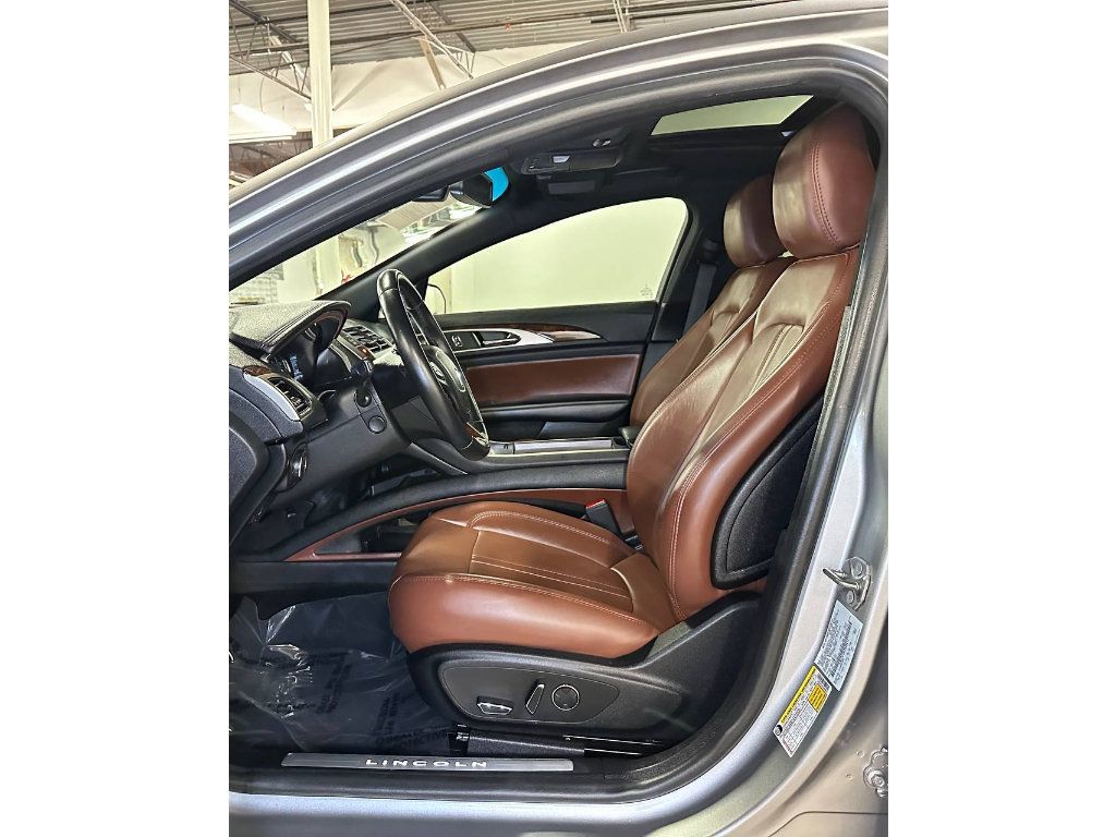 Used 2020 Lincoln MKZ Reserve FWD image 18