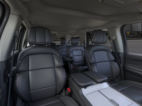 New 2026 Lincoln Navigator L Premier image 10