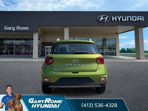 Certified 2023 Hyundai Venue SEL FWD image 7