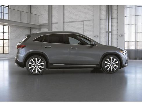 Used 2023 Mercedes-Benz GLA 250 4MATIC image 18